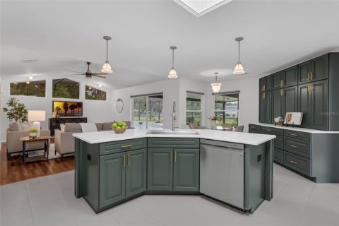 Villa ou maison à vendre à Tavares, Floride: 4 chambres, 233.74 m2 № 1799867 - photo 14