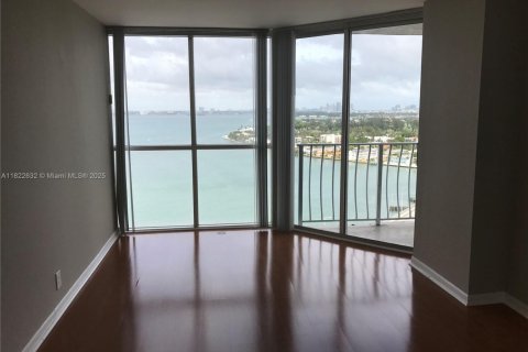 Купить кондоминиум в Норт-Бей-Виллидж, Флорида 2 спальни, 95.69м2, № 1937716 - фото 7