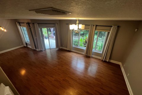 Copropriété à louer à Coral Springs, Floride: 3 chambres, 146.79 m2 № 2087798 - photo 2