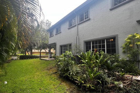 Copropriété à louer à Coral Springs, Floride: 3 chambres, 146.79 m2 № 2087798 - photo 12