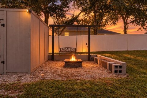 Villa ou maison à vendre à Deltona, Floride: 4 chambres, 176.24 m2 № 2423828 - photo 11