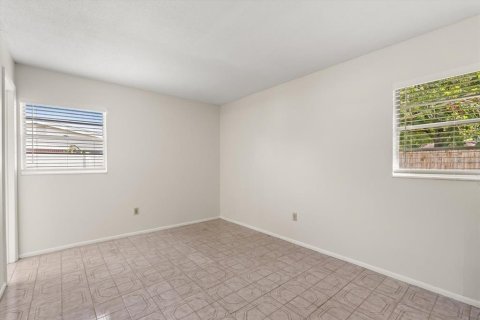 Casa en venta en Orlando, Florida, 3 dormitorios, 124.02 m2 № 1907824 - foto 13