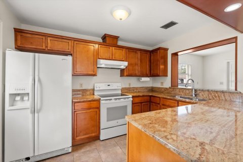 Casa en venta en Orlando, Florida, 3 dormitorios, 124.02 m2 № 1907824 - foto 10