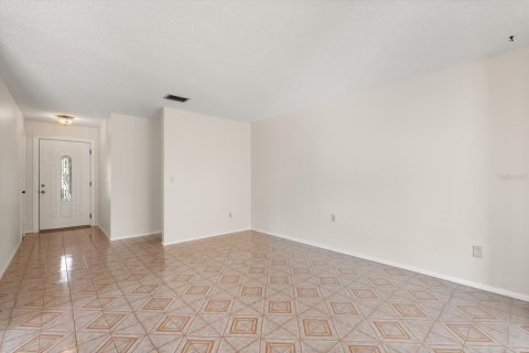 Casa en venta en Orlando, Florida, 3 dormitorios, 124.02 m2 № 1907824 - foto 4
