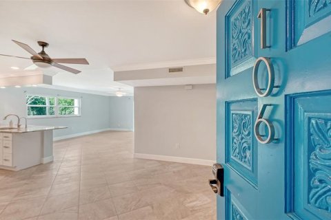 Copropriété à vendre à Sarasota, Floride: 2 chambres, 118.08 m2 № 2133690 - photo 5