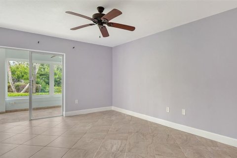 Copropriété à vendre à Sarasota, Floride: 2 chambres, 118.08 m2 № 2133690 - photo 27