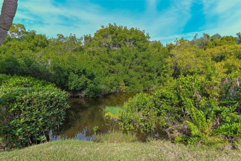 Copropriété à vendre à Sarasota, Floride: 2 chambres, 118.08 m2 № 2133690 - photo 13