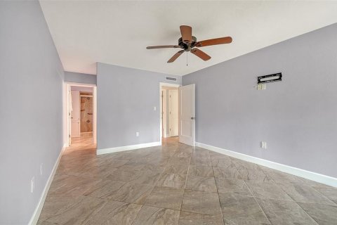 Copropriété à vendre à Sarasota, Floride: 2 chambres, 118.08 m2 № 2133690 - photo 28