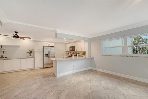 Copropriété à vendre à Sarasota, Floride: 2 chambres, 118.08 m2 № 2133690 - photo 20