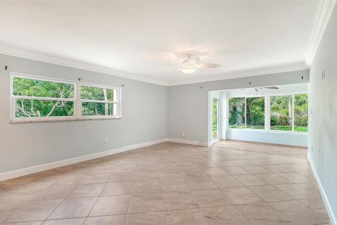 Copropriété à vendre à Sarasota, Floride: 2 chambres, 118.08 m2 № 2133690 - photo 8