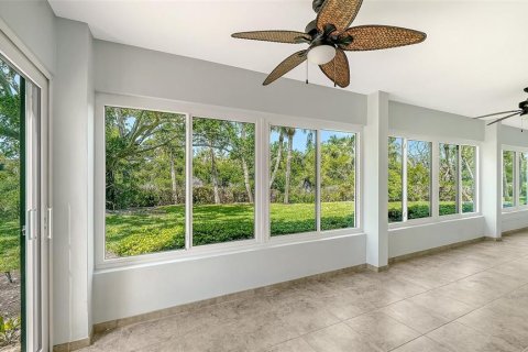Copropriété à vendre à Sarasota, Floride: 2 chambres, 118.08 m2 № 2133690 - photo 10