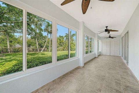 Copropriété à vendre à Sarasota, Floride: 2 chambres, 118.08 m2 № 2133690 - photo 16