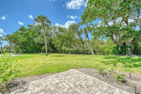 Copropriété à vendre à Sarasota, Floride: 2 chambres, 118.08 m2 № 2133690 - photo 14