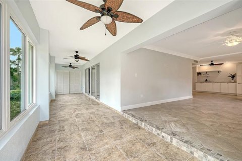 Copropriété à vendre à Sarasota, Floride: 2 chambres, 118.08 m2 № 2133690 - photo 17