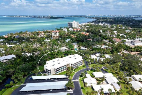 Copropriété à vendre à Sarasota, Floride: 2 chambres, 118.08 m2 № 2133690 - photo 2
