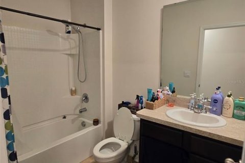 Villa ou maison à louer à Winter Haven, Floride: 3 chambres, 150.41 m2 № 2105385 - photo 3