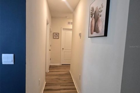 Villa ou maison à louer à Winter Haven, Floride: 3 chambres, 150.41 m2 № 2105385 - photo 2