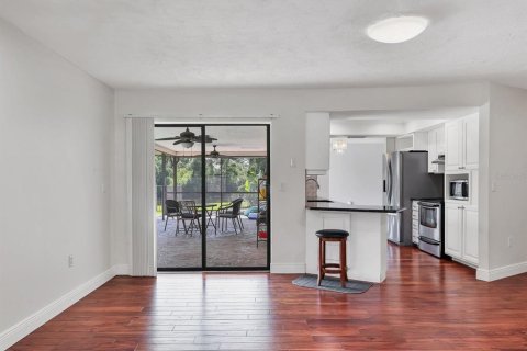 Купить виллу или дом в Сарасота, Флорида 9 комнат, 165.55м2, № 2142604 - фото 29