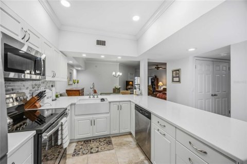 Copropriété à vendre à Sarasota, Floride: 2 chambres, 107.4 m2 № 2314656 - photo 11