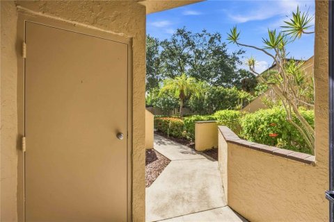 Copropriété à vendre à Sarasota, Floride: 2 chambres, 107.4 m2 № 2314656 - photo 6