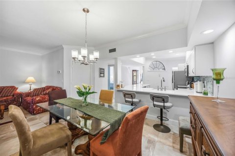 Copropriété à vendre à Sarasota, Floride: 2 chambres, 107.4 m2 № 2314656 - photo 15