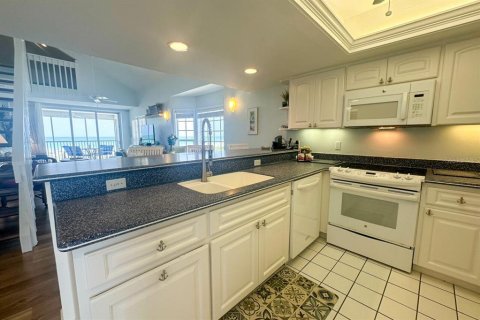 Condo in Placida, Florida, 3 bedrooms  № 1191777 - photo 8