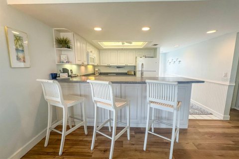 Condo in Placida, Florida, 3 bedrooms  № 1191777 - photo 7