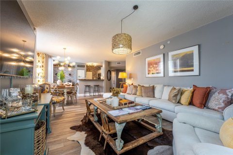 Снять в аренду кондоминиум в Веллингтон, Флорида 3 спальни, 151.71м2, № 1926945 - фото 5