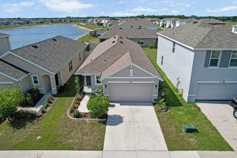 Villa ou maison à vendre à Wimauma, Floride: 3 chambres, 140.84 m2 № 2223228 - photo 2