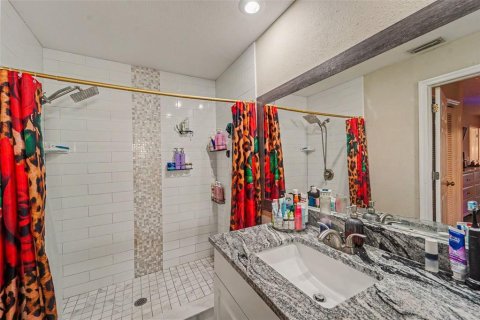 Villa ou maison à vendre à Spring Hill, Floride: 2 chambres, 162.58 m2 № 2398394 - photo 12
