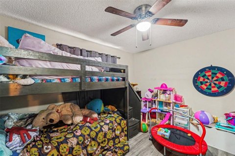 Villa ou maison à vendre à Spring Hill, Floride: 2 chambres, 162.58 m2 № 2398394 - photo 14