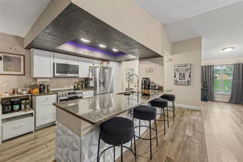 Villa ou maison à vendre à Spring Hill, Floride: 2 chambres, 162.58 m2 № 2398394 - photo 3