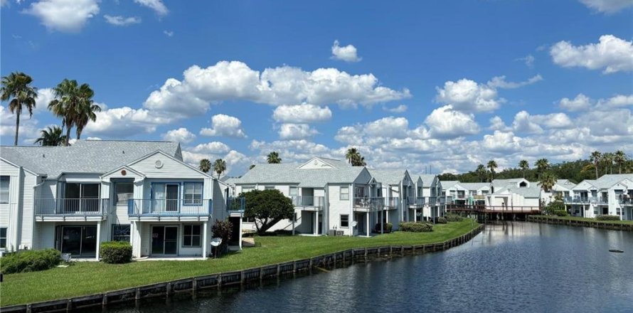 Apartment in Orlando, Florida 1 bedroom, 63.17 sq.m. № 2117740