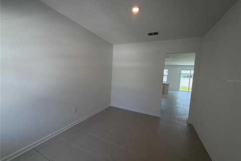 Townhouse in Kissimmee, Florida 3 bedrooms, 156.91 sq.m. № 2121564 - photo 3