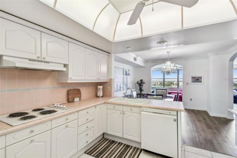 Condominio en venta en Saint Petersburg, Florida, 2 dormitorios, 161.65 m2 № 1543644 - foto 5
