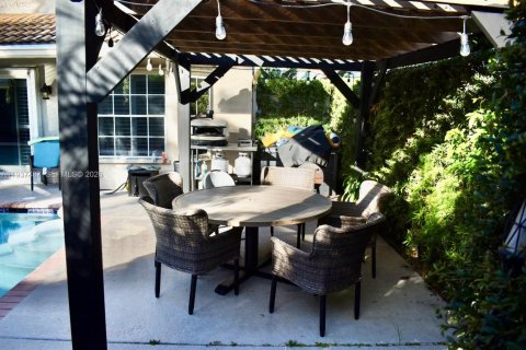 Casa en venta en Sunrise, Florida, 4 dormitorios, 212.19 m2 № 2053477 - foto 27