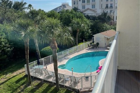 Townhouse in Indian Shores, Florida 3 bedrooms, 138.24 sq.m. № 1915846 - photo 22