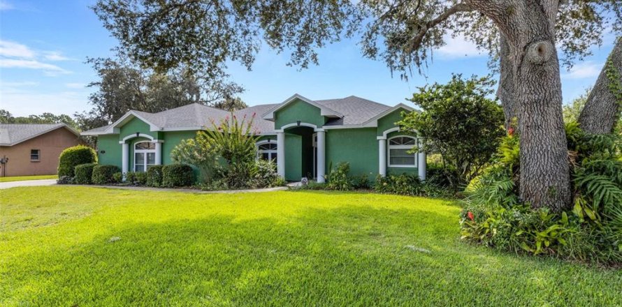House in Lakeland, Florida 3 bedrooms, 197.79 sq.m. № 1904420