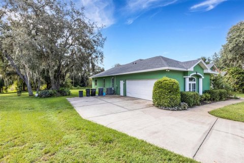 House in Lakeland, Florida 3 bedrooms, 197.79 sq.m. № 1904420 - photo 17