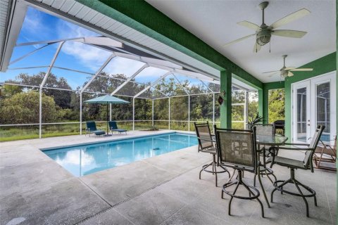 House in Lakeland, Florida 3 bedrooms, 197.79 sq.m. № 1904420 - photo 15