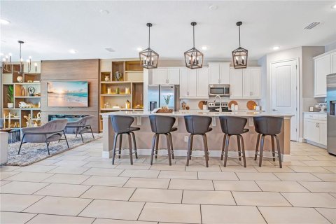 Villa ou maison à vendre à Kissimmee, Floride: 10 chambres, 477.33 m2 № 2436818 - photo 17