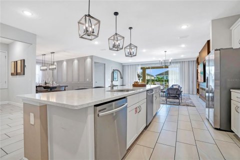 Villa ou maison à vendre à Kissimmee, Floride: 10 chambres, 477.33 m2 № 2436818 - photo 15