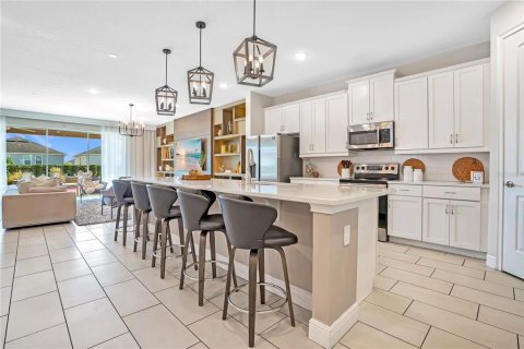 Villa ou maison à vendre à Kissimmee, Floride: 10 chambres, 477.33 m2 № 2436818 - photo 12