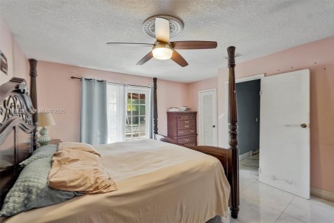 Casa en venta en Boynton Beach, Florida, 4 dormitorios, 159.33 m2 № 1984721 - foto 19