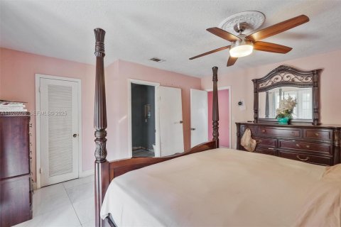Casa en venta en Boynton Beach, Florida, 4 dormitorios, 159.33 m2 № 1984721 - foto 20