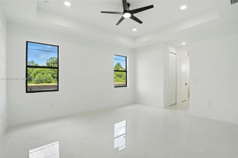 Villa ou maison à vendre à Cape Coral, Floride: 3 chambres, 166.57 m2 № 1966498 - photo 14