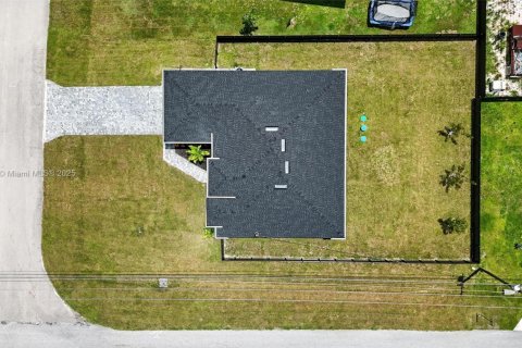 Villa ou maison à vendre à Cape Coral, Floride: 3 chambres, 166.57 m2 № 1966498 - photo 29