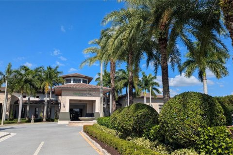 Купить кондоминиум в Дорал, Флорида 2 комнаты, 99.59м2, № 1995716 - фото 24