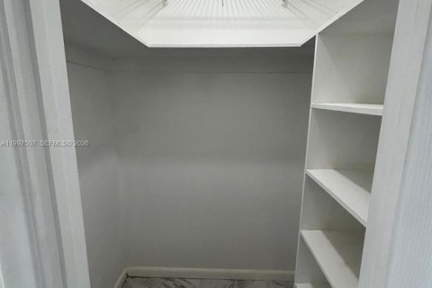 Copropriété à louer à West Palm Beach, Floride: 1 chambre, 54.35 m2 № 2059500 - photo 18