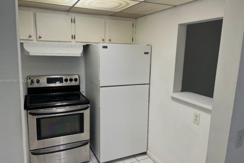 Copropriété à louer à West Palm Beach, Floride: 1 chambre, 54.35 m2 № 2059500 - photo 4